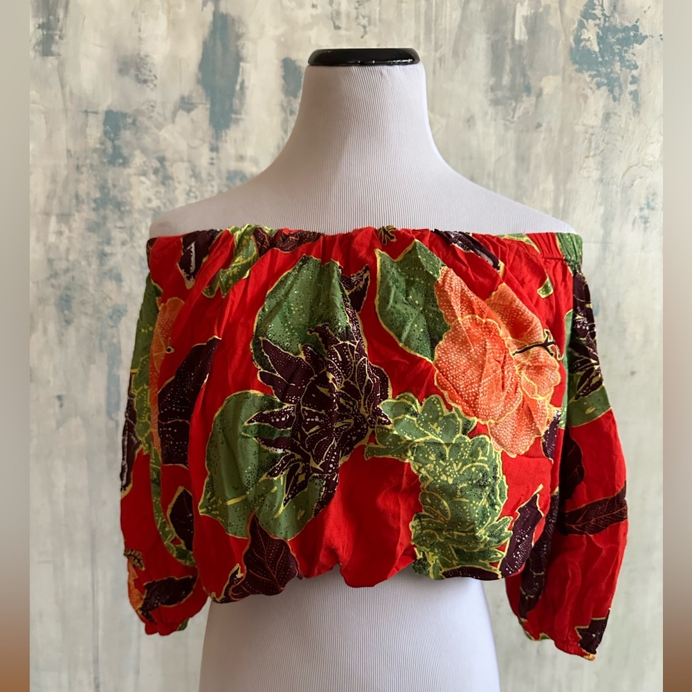Free People Women’s XS Off the Shoulders Halter Top! Summertime!